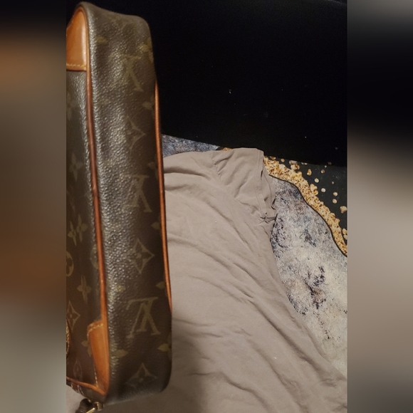 Louis Vuitton Monogram Brown Marly Clutch Wristlet - Picture 10 of 11